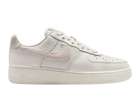 Кроссовки женские NIKE WMNS AIR FORCE 1 '07 белый IQ0275-030