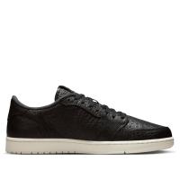 Кроссовки мужские NIKE AIR JORDAN 1 RETRO LOW NS черный 848775-005