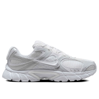 Кроссовки женские NIKE V5 RNR белый HQ7901-101