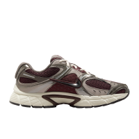 Кроссовки женские NIKE W V5 RNR бордовый HQ7901-602