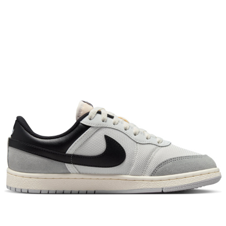 Кроссовки женские NIKE WMNS AIR JORDAN SKYLINE LOW белый IQ0704-101