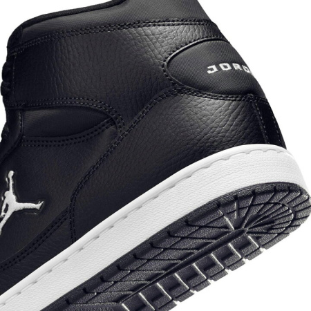 Кроссовки мужские NIKE JORDAN COURT CONNECT MID черный IQ5685-001