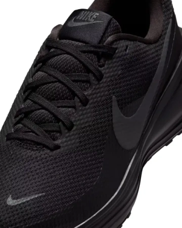 Кроссовки мужские NIKE REVOLUTION 8 черный HJ9198-002