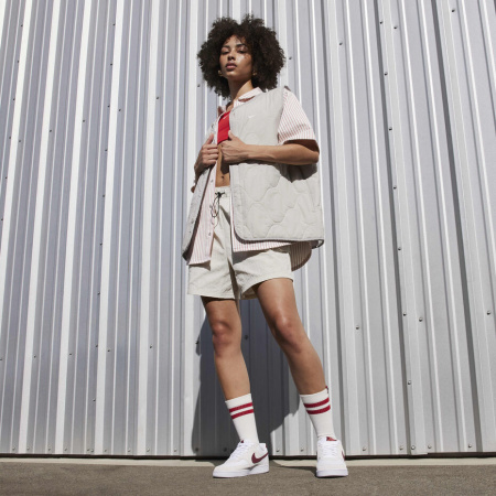 Кроссовки женские Nike Court Vision Low белый/красный FQ7628-100