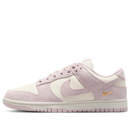 Кроссовки женские NIKE WMNS DUNK LOW розовый IO4244-100