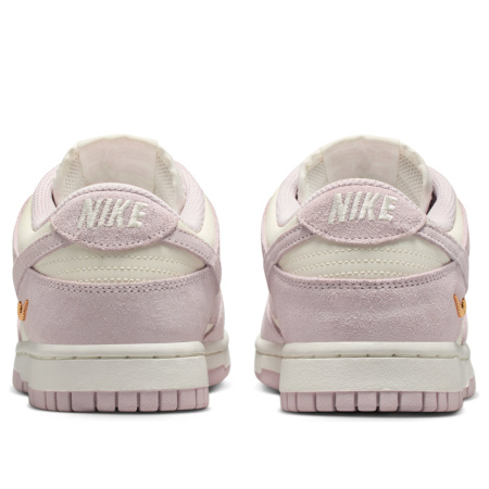 Кроссовки женские NIKE WMNS DUNK LOW розовый IO4244-100