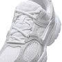Кроссовки женские NIKE V5 RNR белый HQ7901-101