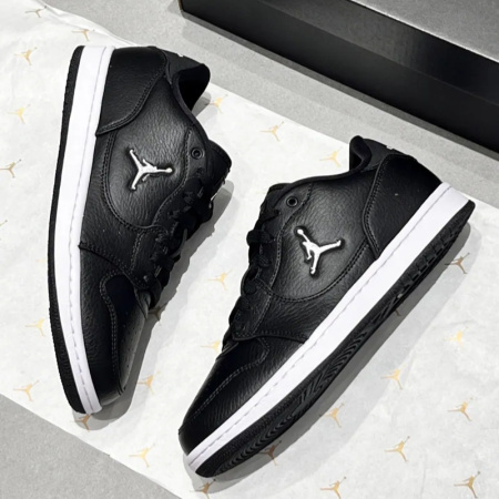 Кроссовки мужские NIKE JORDAN COURT CONNECT LOW черный IQ5698-001