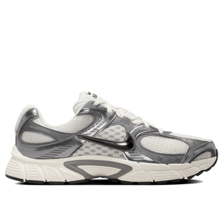 Кроссовки мужские NIKE V5 RNR белый/серый HJ5228-009