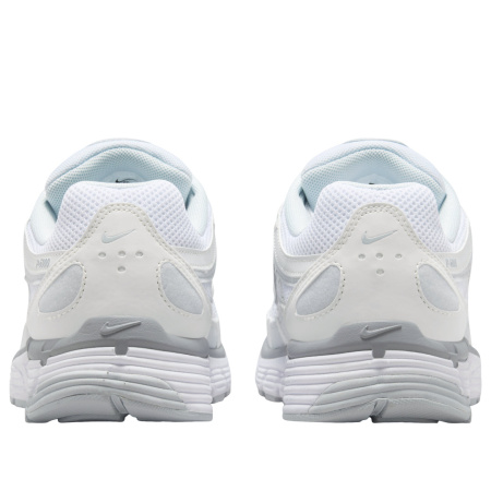 Кроссовки женские NIKE WMNS P-6000 белый FV6603-101