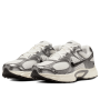 Кроссовки мужские NIKE V5 RNR белый/серый HJ5228-009