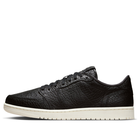Кроссовки мужские NIKE AIR JORDAN 1 RETRO LOW NS черный 848775-005