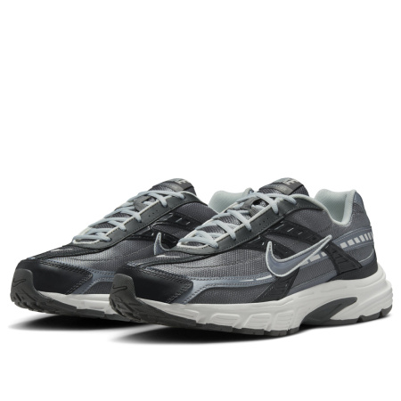 Кроссовки мужские NIKE INITIATOR черный IB3083-001