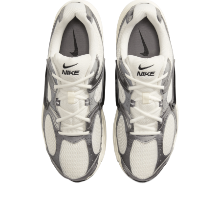 Кроссовки мужские NIKE V5 RNR белый/серый HJ5228-009