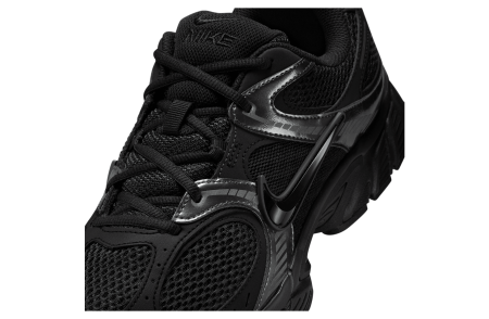 Кроссовки мужские NIKE V5 RNR черный HJ5228-001