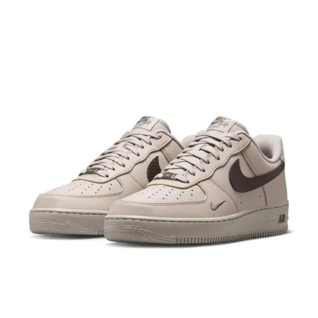 Кроссовки мужские NIKE AIR FORCE 1 '07 серый IV5732-002